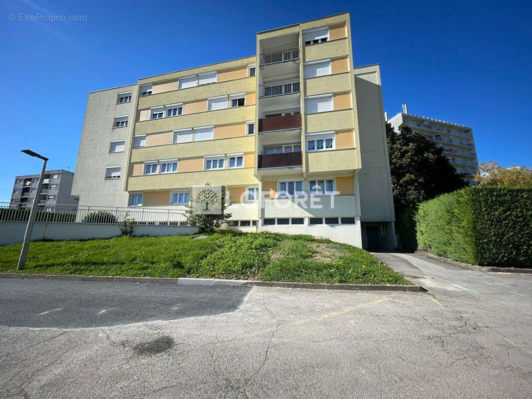 Appartement à LONS-LE-SAUNIER