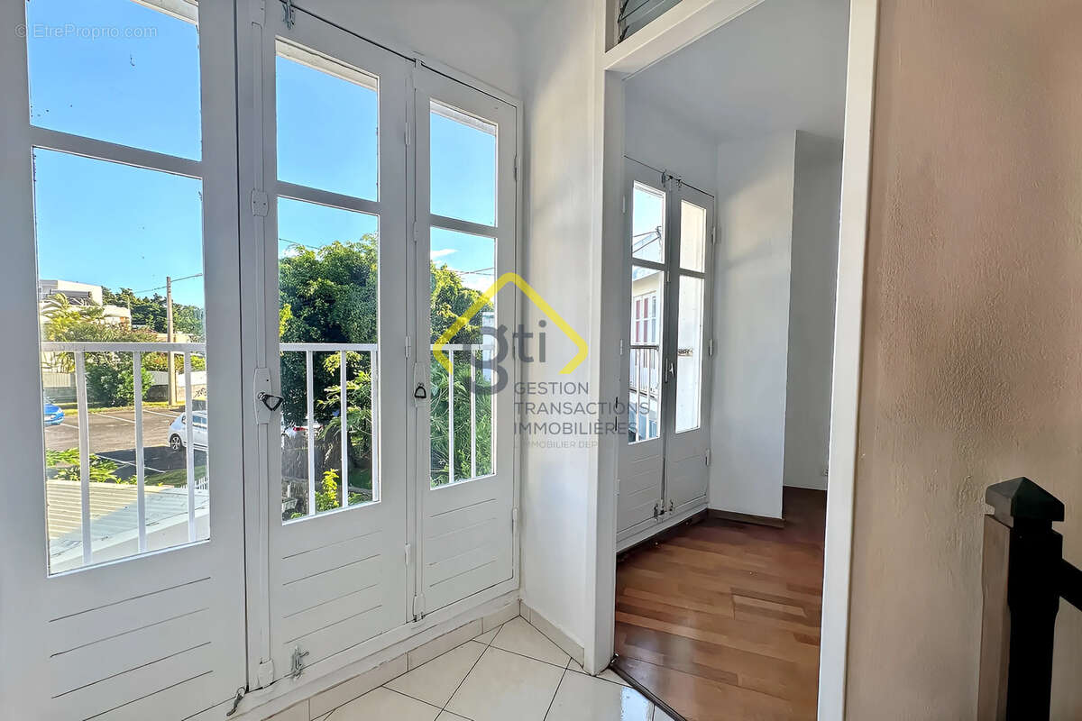 Maison à SAINT-DENIS