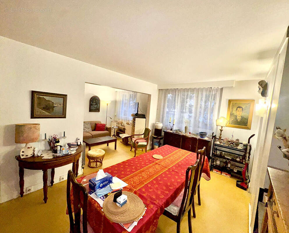 Appartement à CLICHY