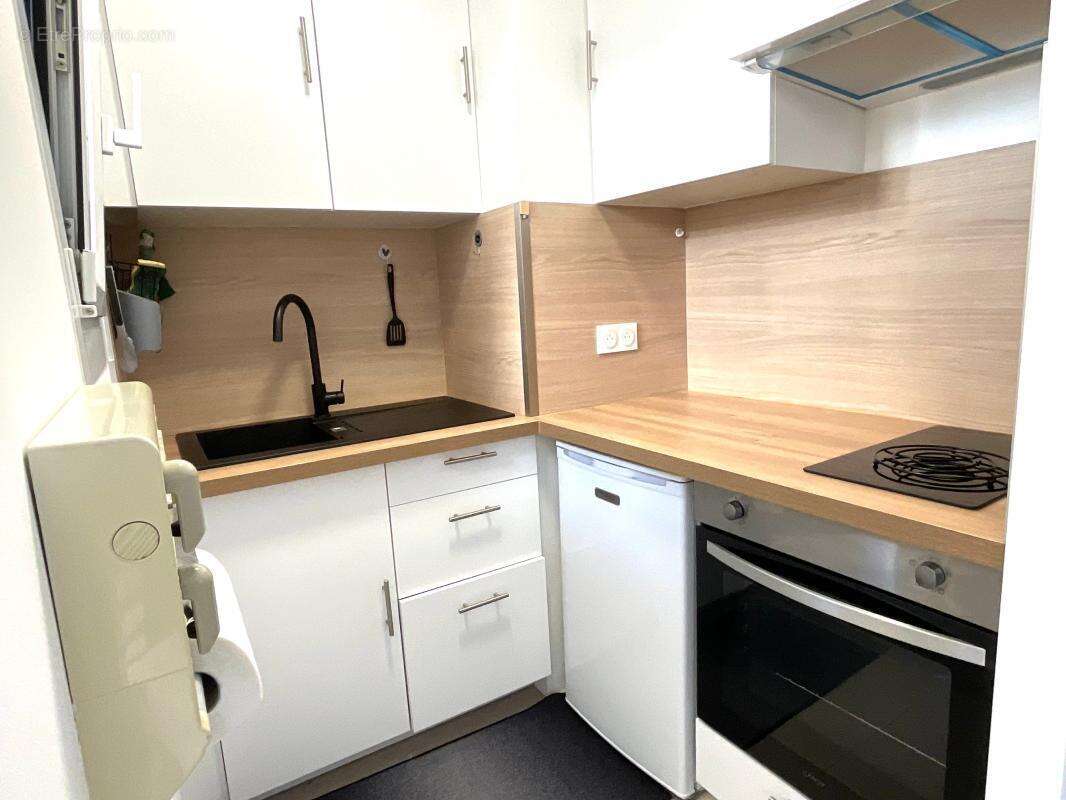 Nice centre / grand studio/ F1 / neuf/ équipé / balcon / cave - photo 2