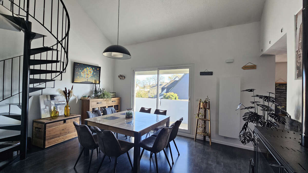 Appartement à LE RHEU