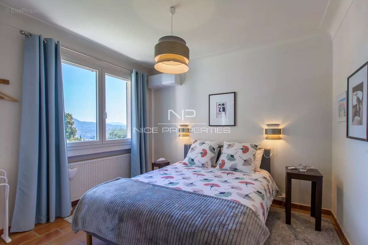 Maison à SAINT-JEANNET