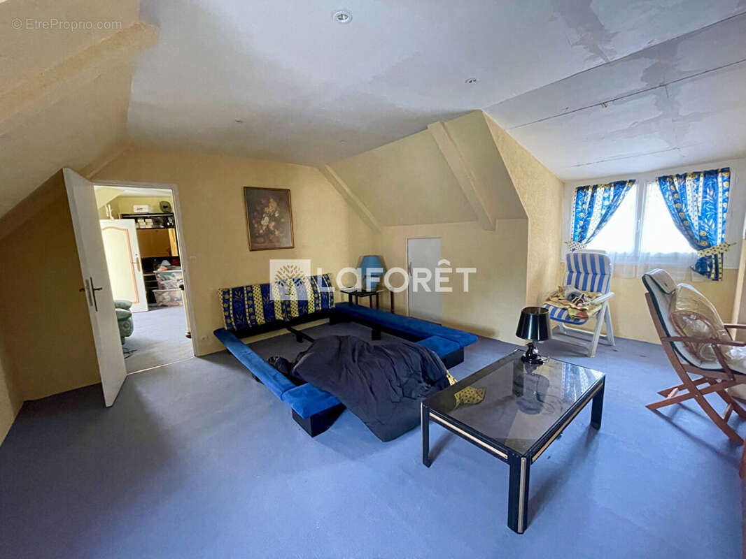 Maison à CASSAGNES-BEGONHES