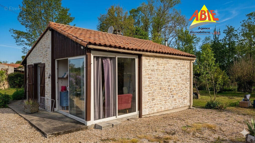 Photo 1 - Maison à ARCAIS