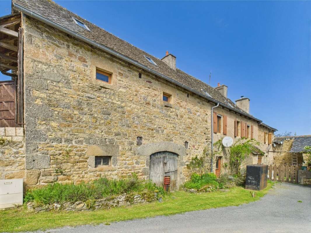 Maison à SAINT-FELIX-DE-LUNEL