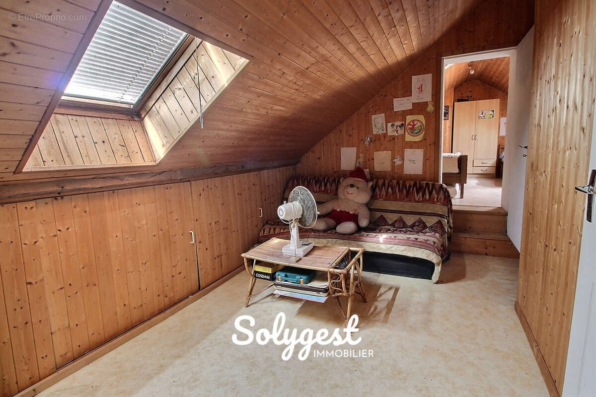 Maison à CRANVES-SALES