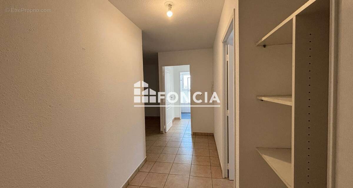 A vendre-CARPENTRAS Beau T4 avec terrasse et garage - photo 5