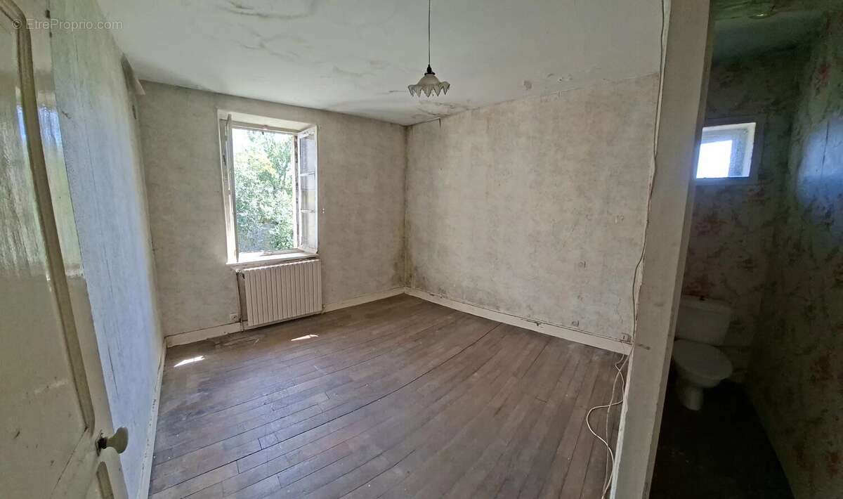 Maison à ARLEUF
