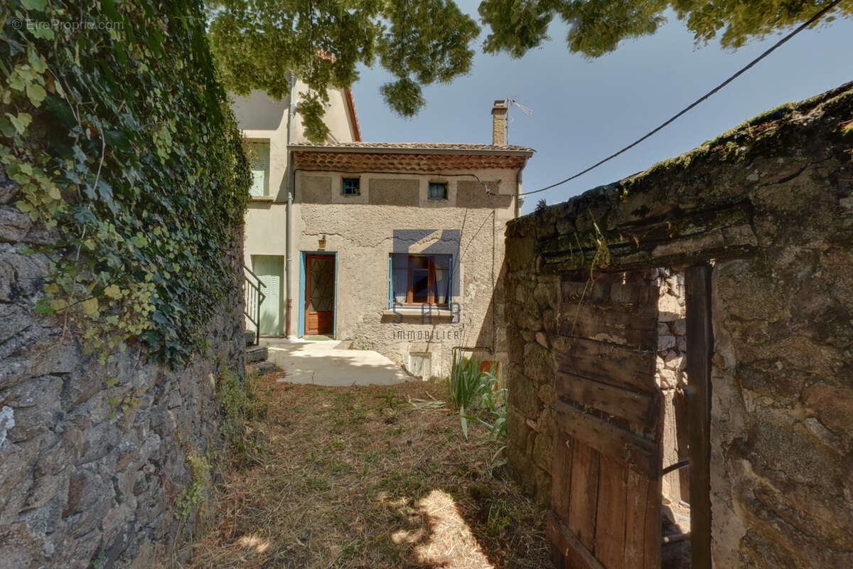 Maison à MARCOLS-LES-EAUX