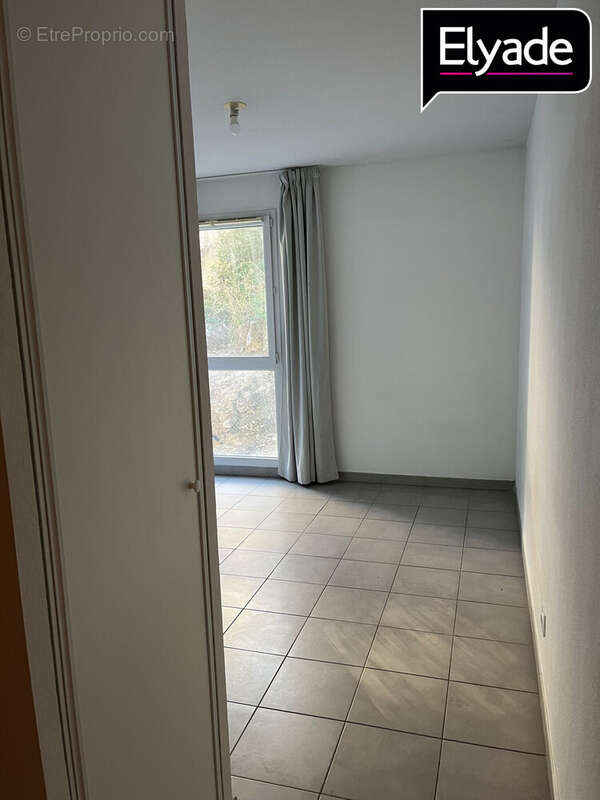 Appartement à MARSEILLE-9E