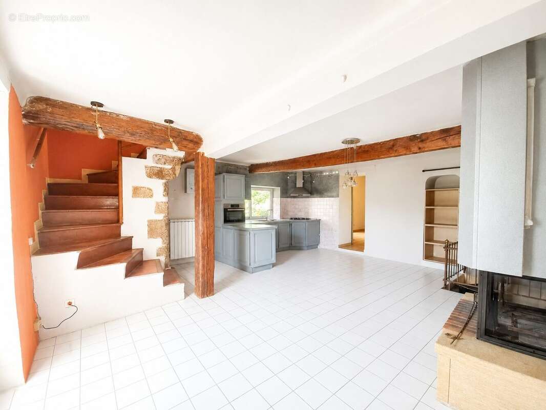 Maison à GRANS