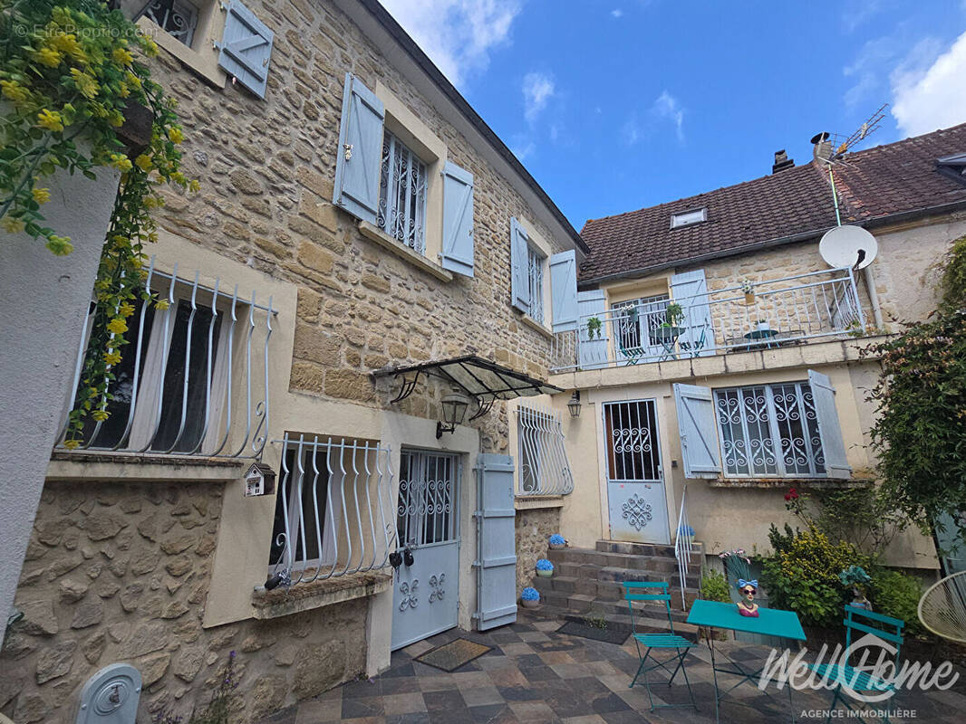 Maison à VAUREAL