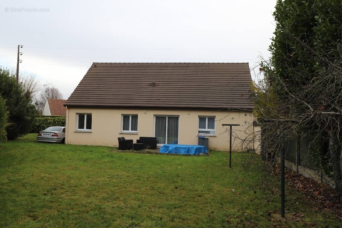 Maison à TOURNAN-EN-BRIE