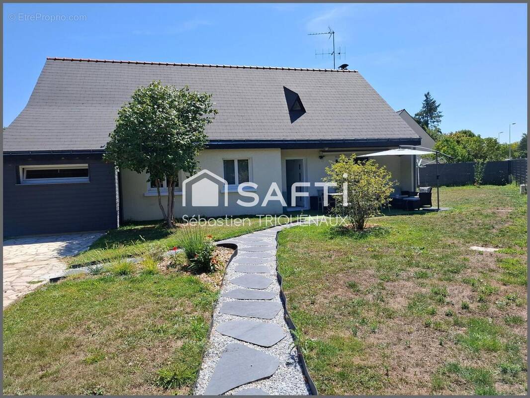 Photo 1 - Maison à AVRILLE