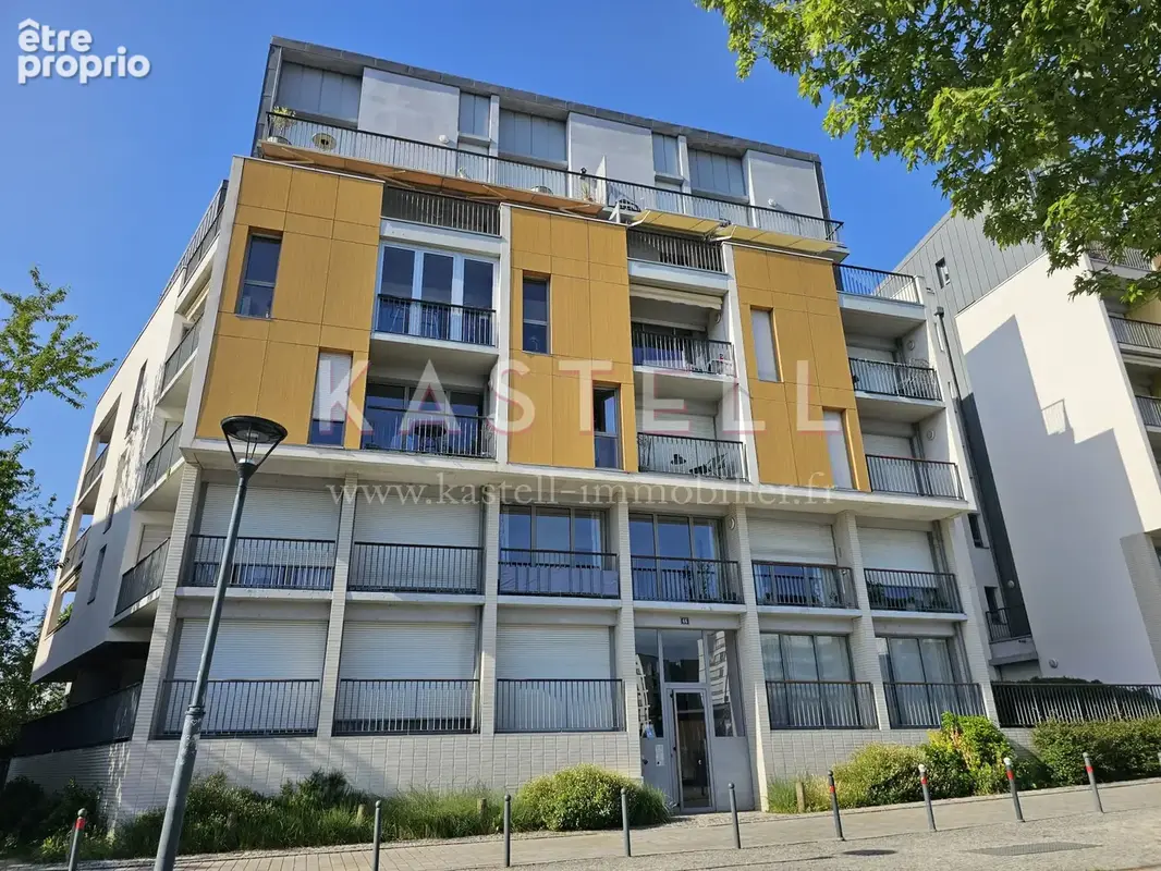 Appartement dernier étage vue Vilaine proche Mail Miterrand et Métro Mabilais - photo 9