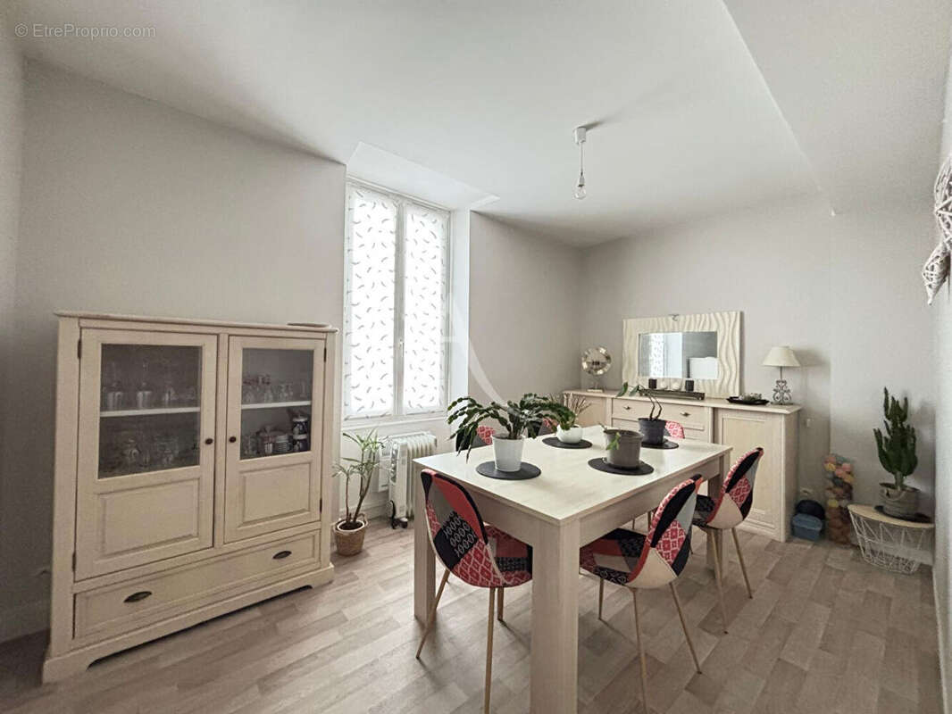 Maison à VERN-D&#039;ANJOU