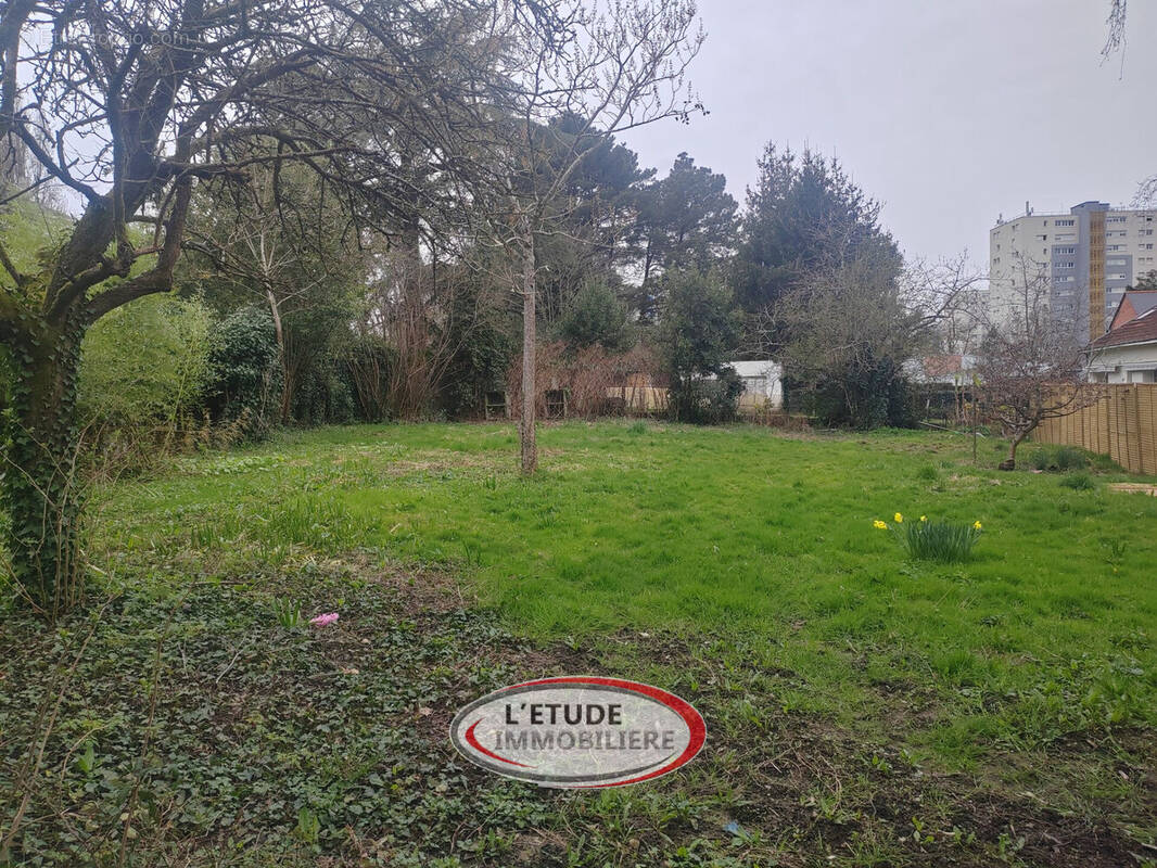 Photo 1 - Terrain à NANTES