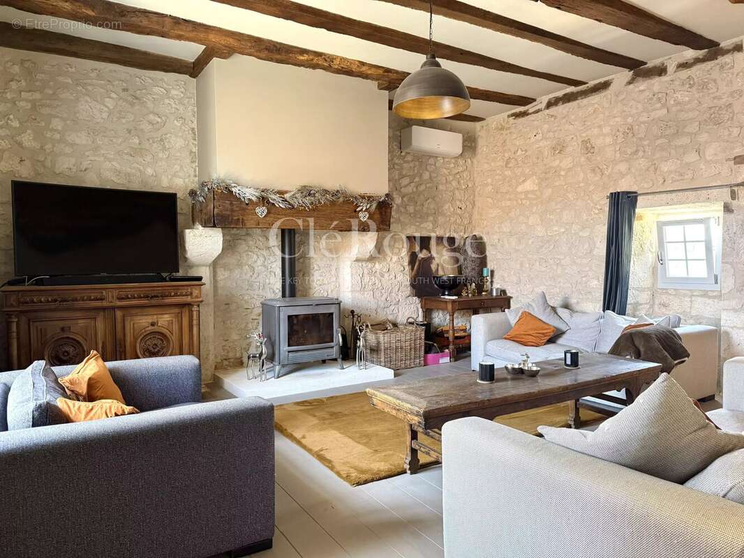 Maison à ISSIGEAC