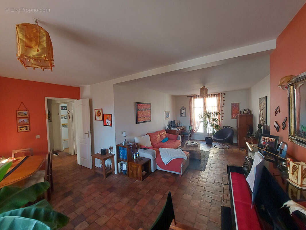 Appartement à VERNOUILLET
