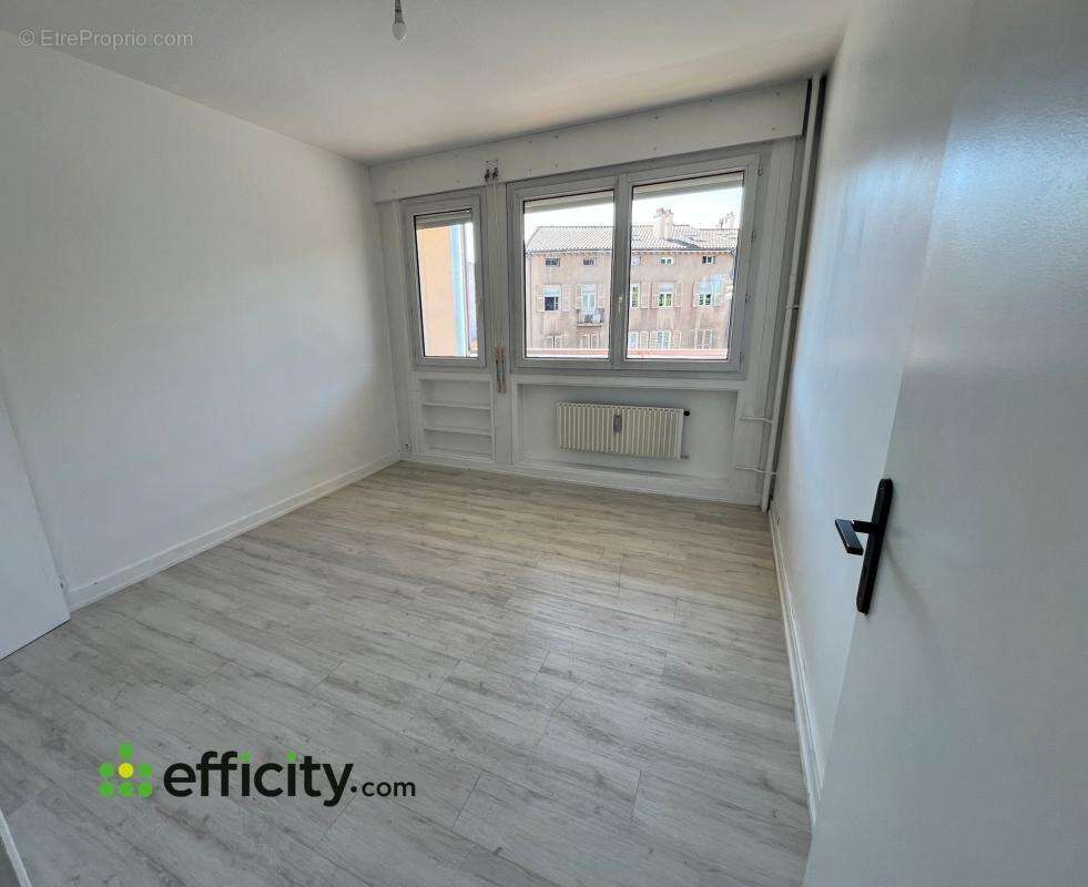 Appartement - photo 2