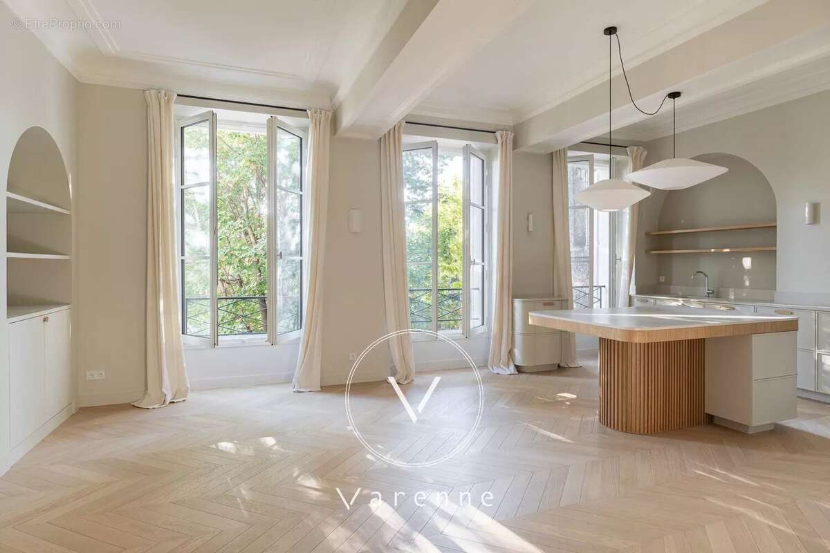 Appartement à PARIS-4E