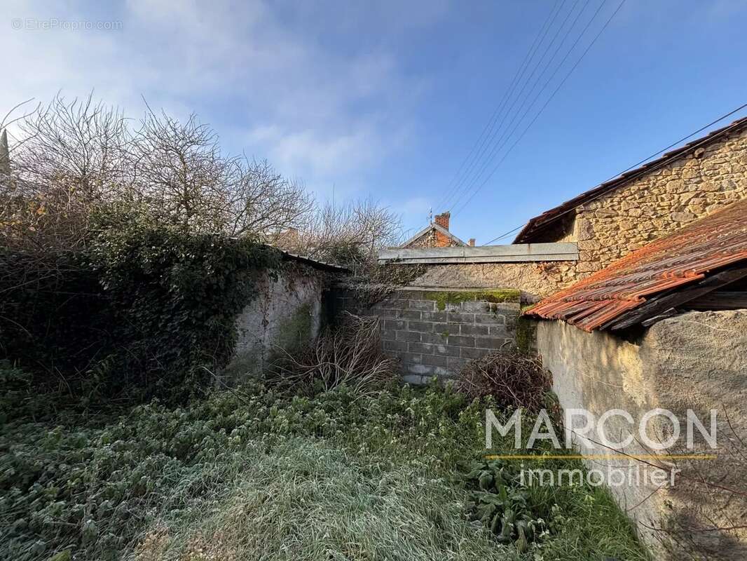 Maison à SAINT-LOUP