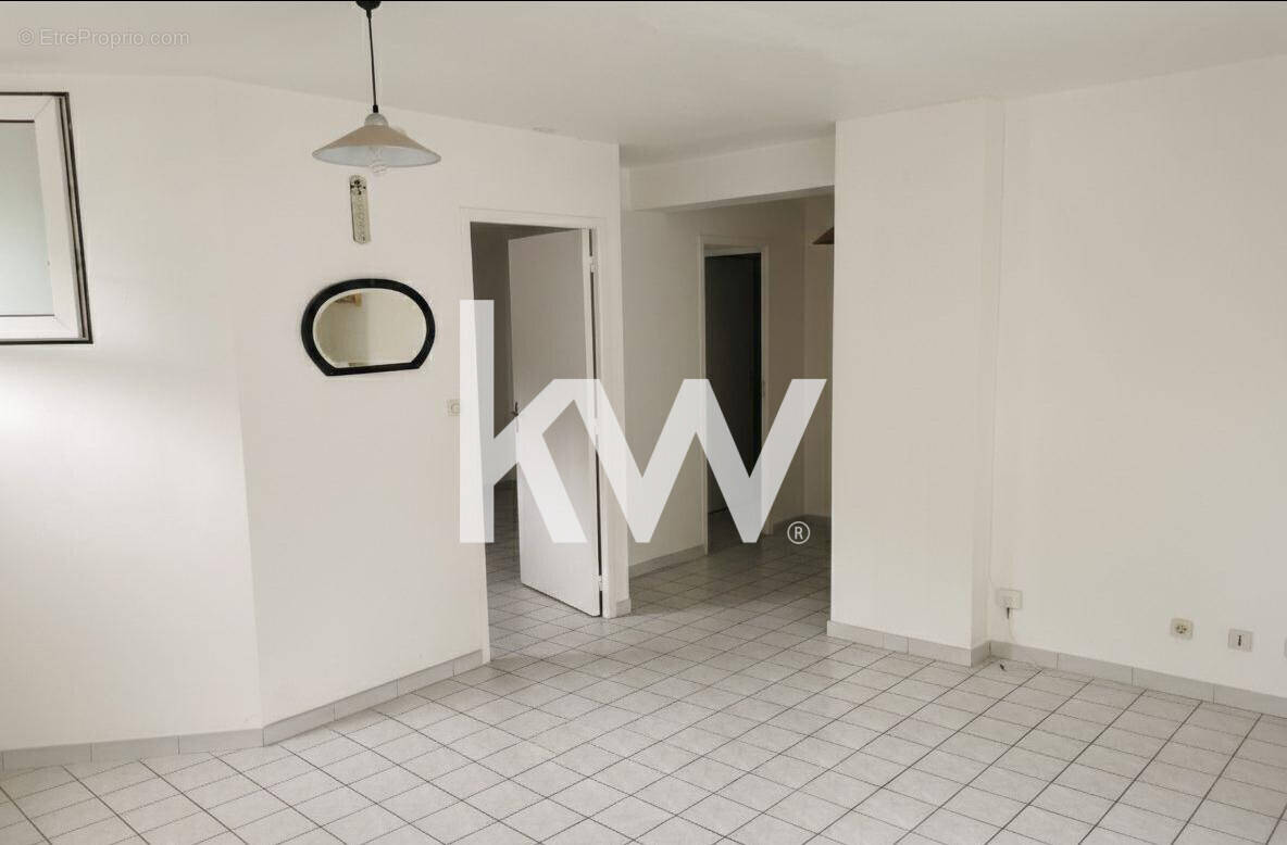 Appartement à SAINT-ETIENNE