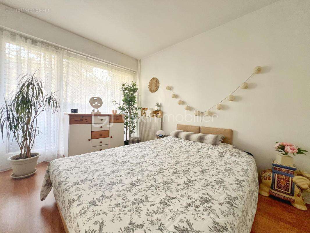 Appartement à BOUGIVAL