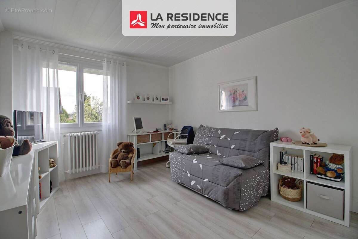 Appartement à SAINT-ETIENNE-DU-ROUVRAY