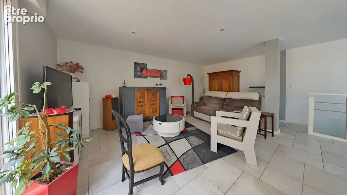 Maison familiale 8 pièces de 191 m2 à vendre au Rond-Point de Vannes - photo 4