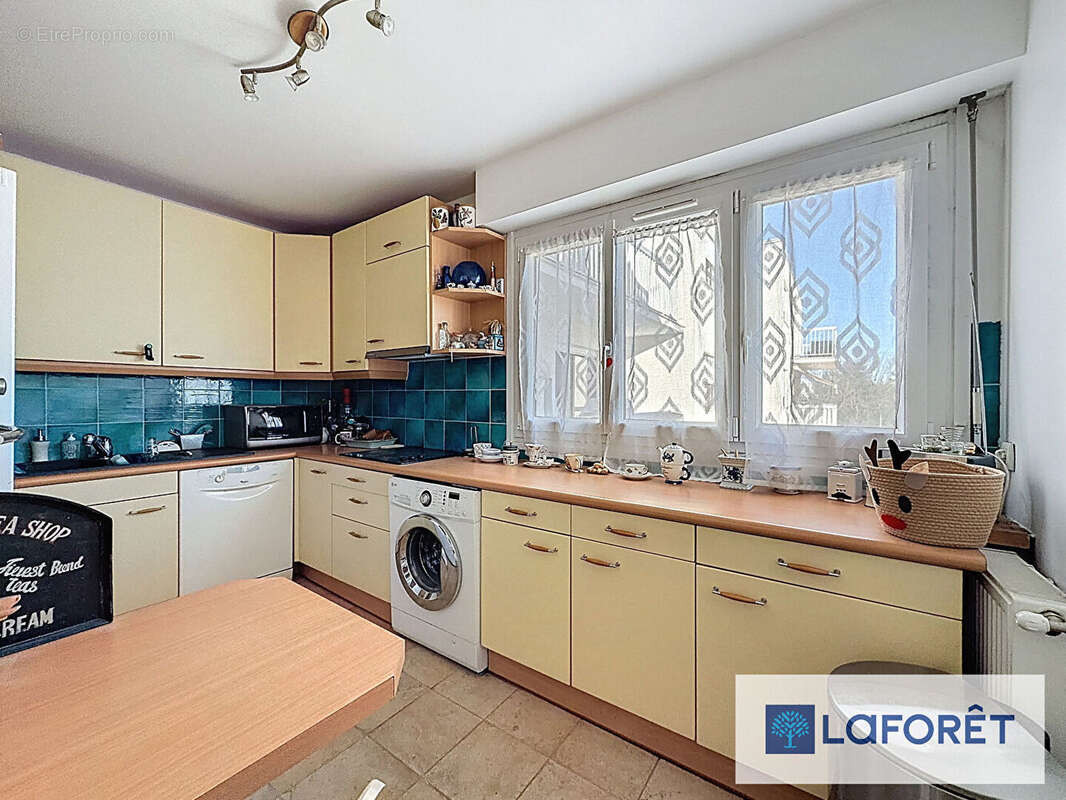 Appartement à LE PLESSIS-TREVISE