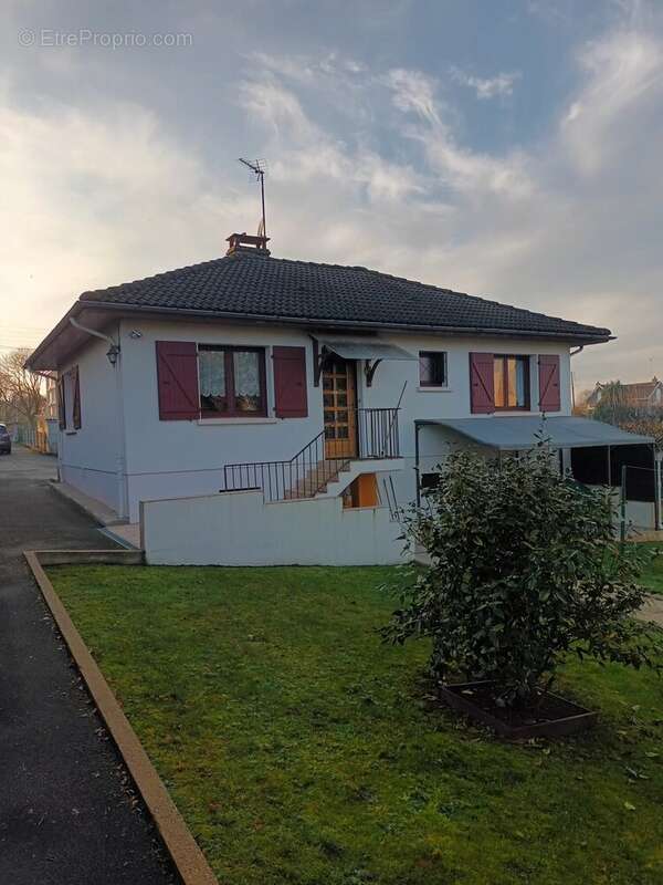 Maison à MONTCEAU-LES-MINES