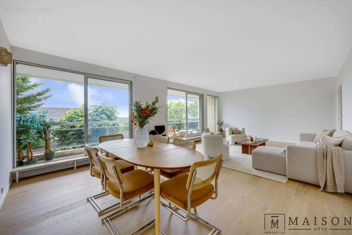 Appartement à SURESNES
