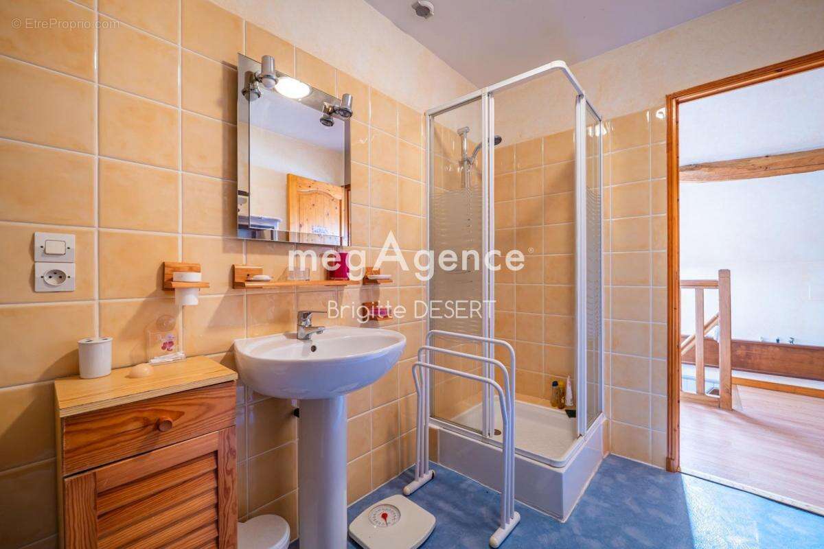 Maison à MAROLLES-LES-BRAULTS