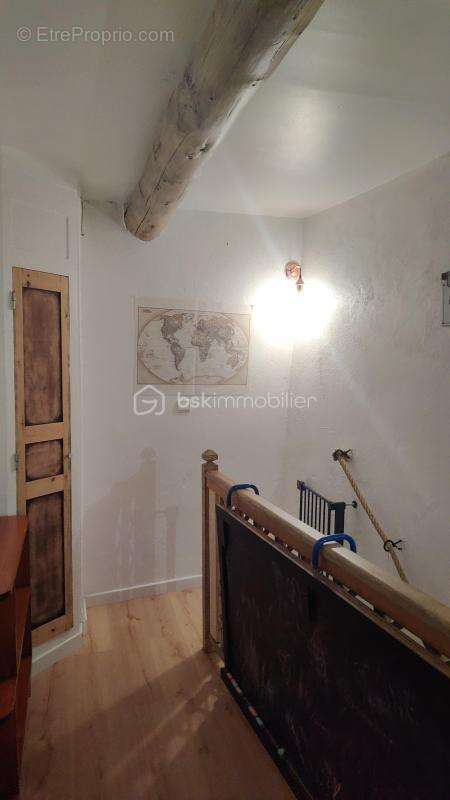 Maison T4 de charme de plus de 100 m2 au cœur de Mane en Provence (04) - photo 6