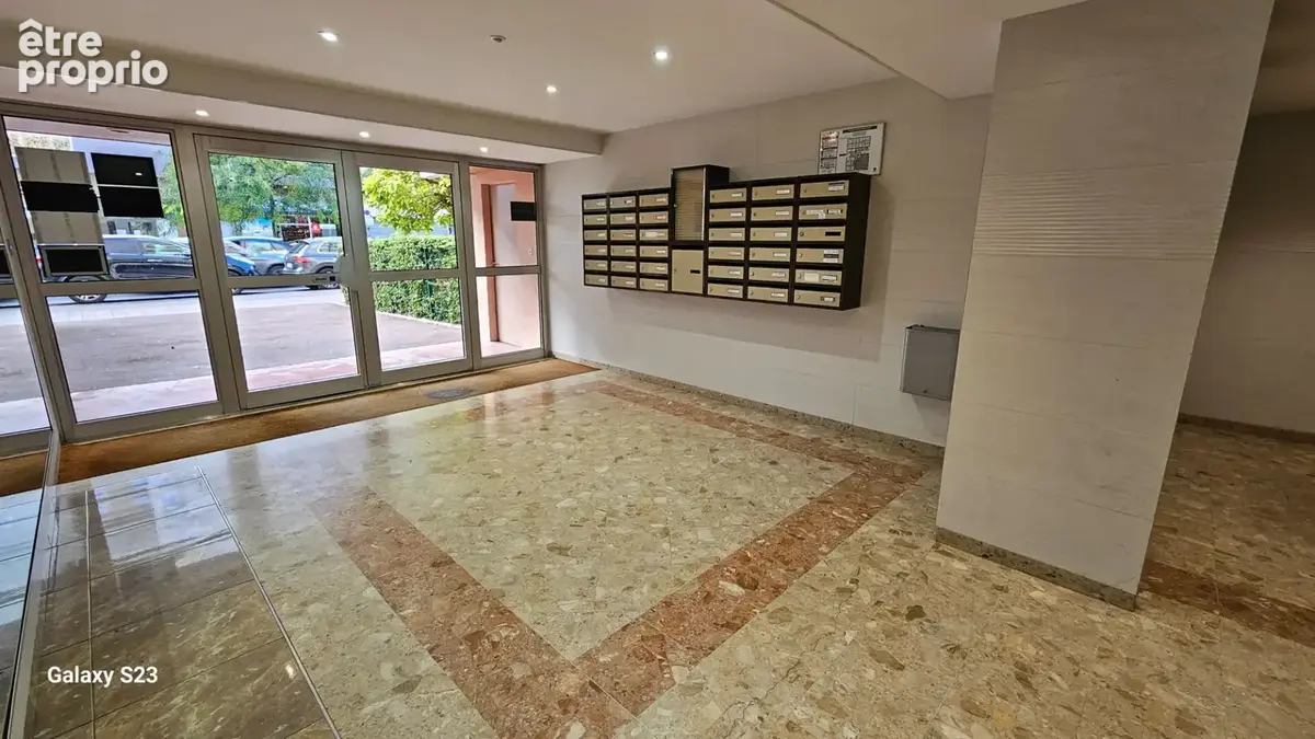 Photo Appartement à Neuilly-Sur-Marne au prix de 179 000€