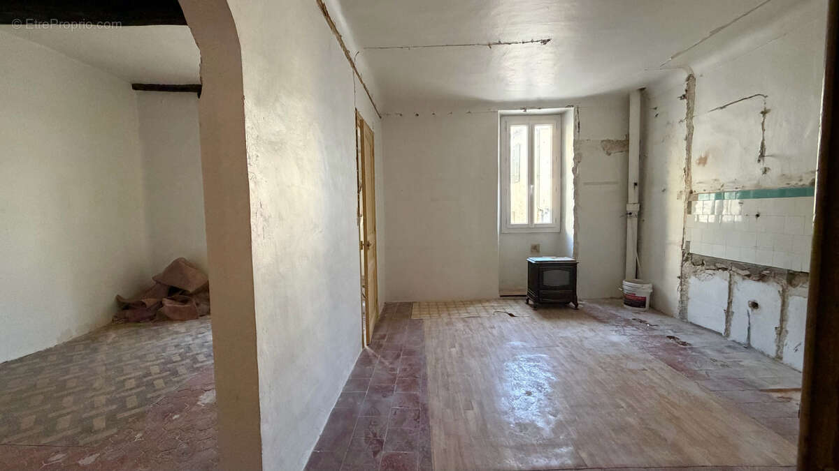 Appartement à LA COLLE-SUR-LOUP