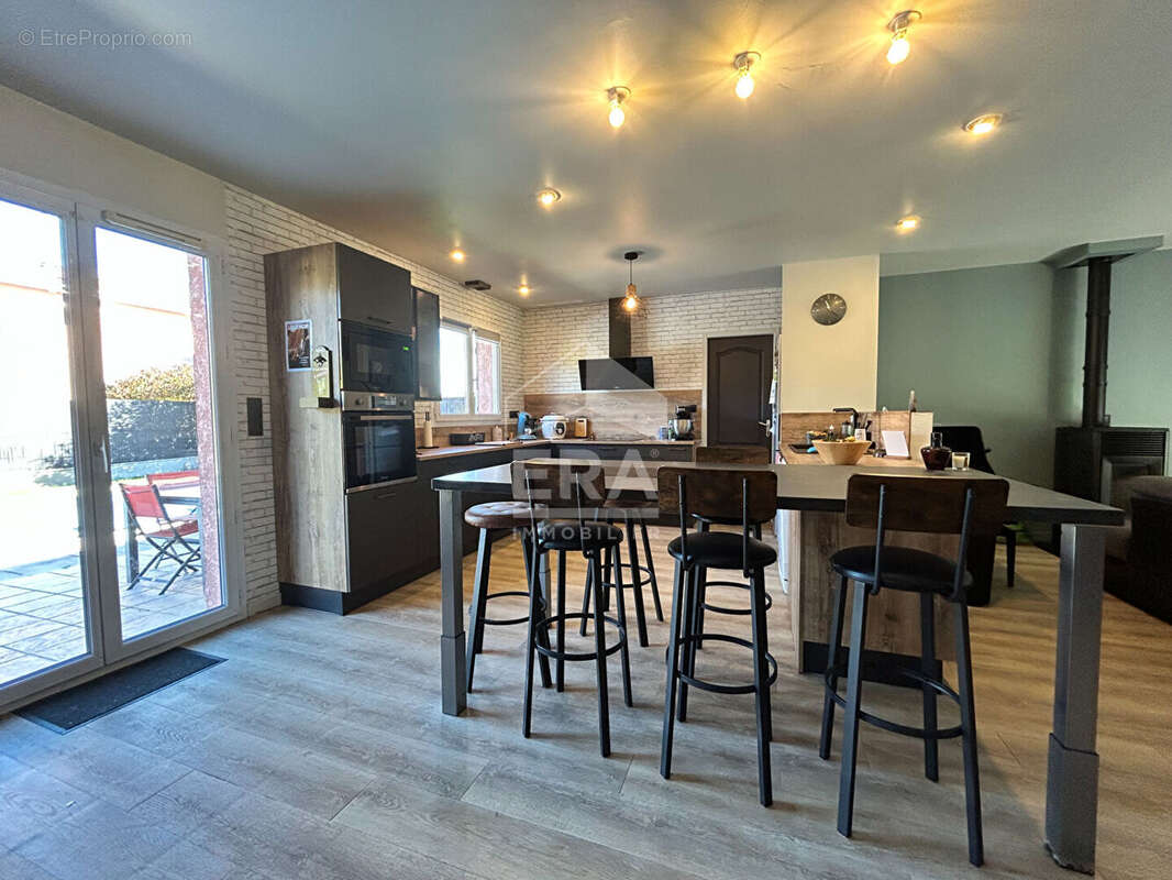 Autre à SAINT-SULPICE