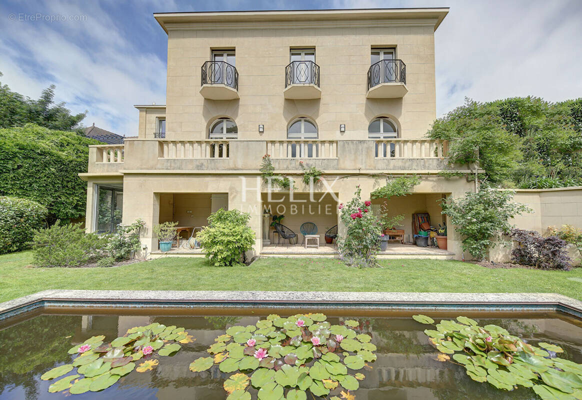 Maison à SAINT-GERMAIN-EN-LAYE