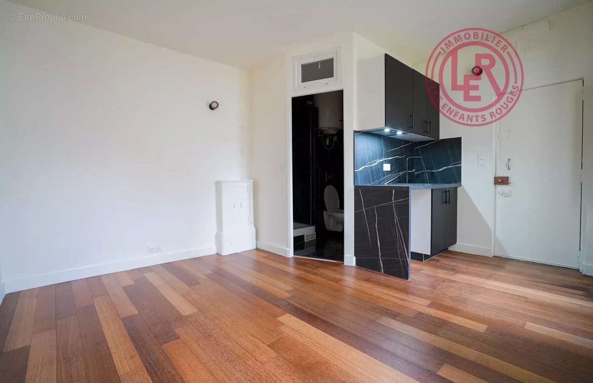Appartement à PARIS-3E