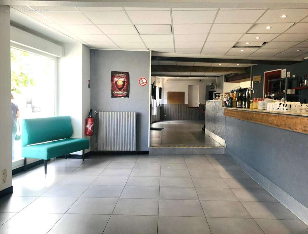 Maison à LA SALLE-DE-VIHIERS