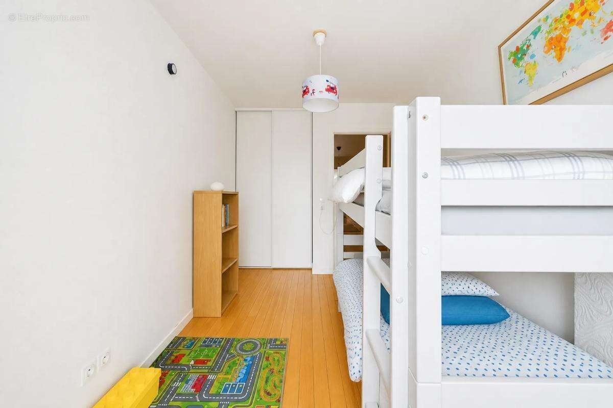 Appartement à COLOMBES