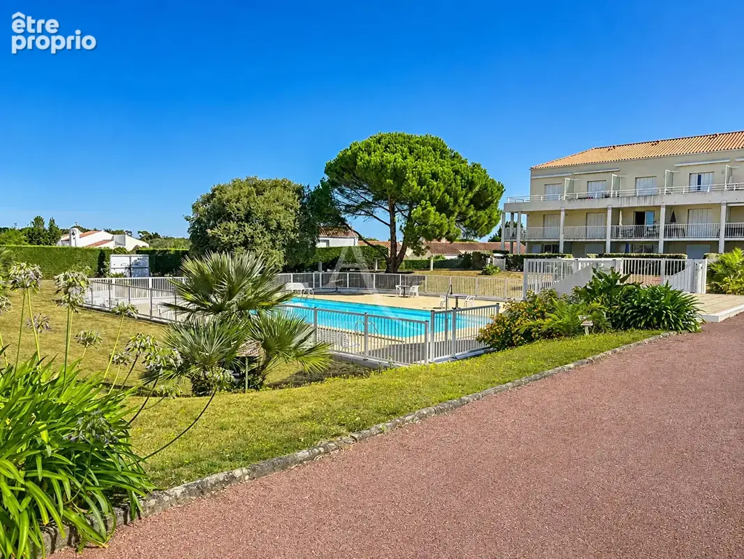 Garage Les Sables D Olonne 18 m2 sur les hauts du lac de tanchet - photo 2