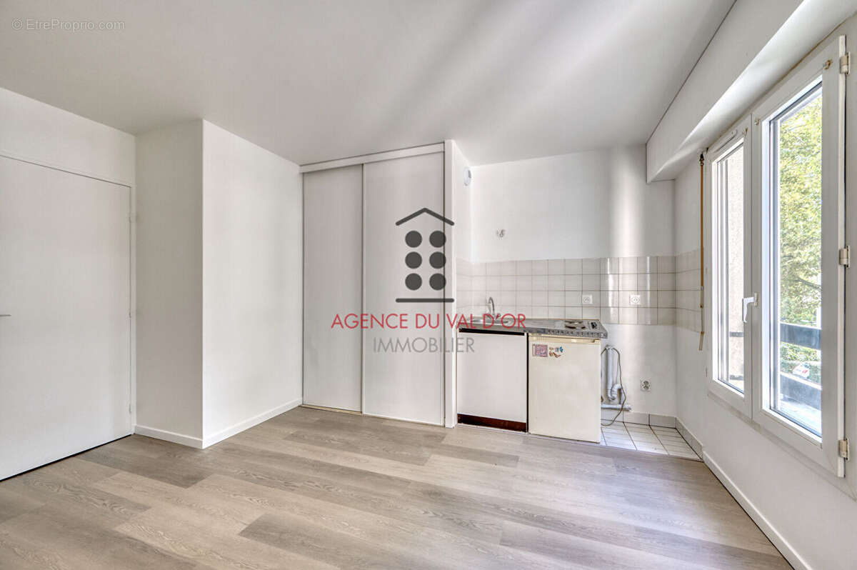 Appartement à SURESNES