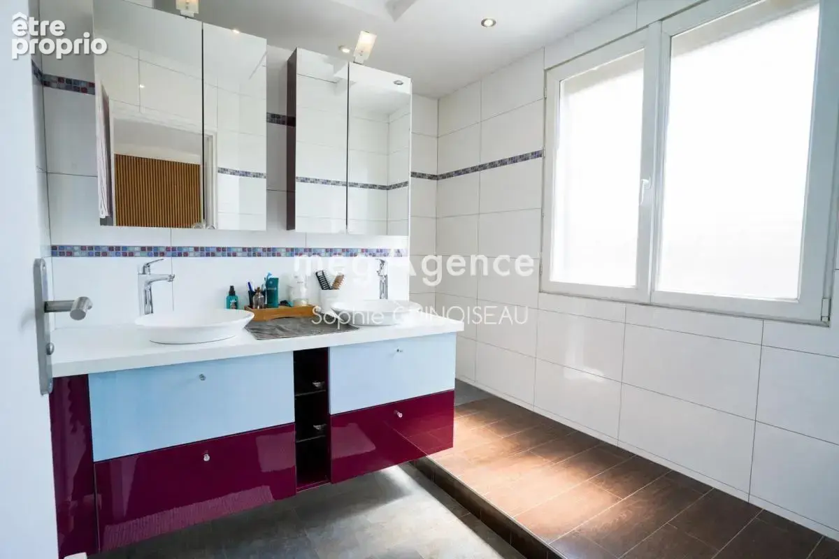Cholet – maison familiale avec piscine, jardin et garage - photo 12