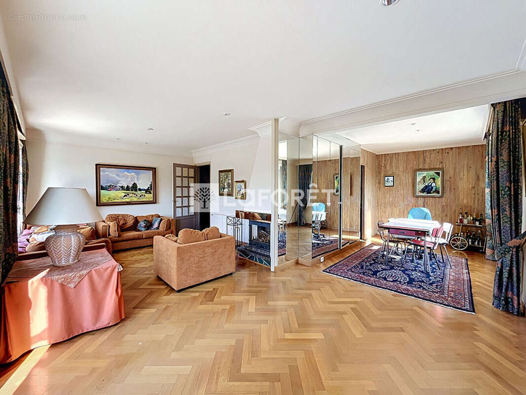 Maison Chamarandes Choignes 9 pièce(s) 260.31 m2 - photo 6