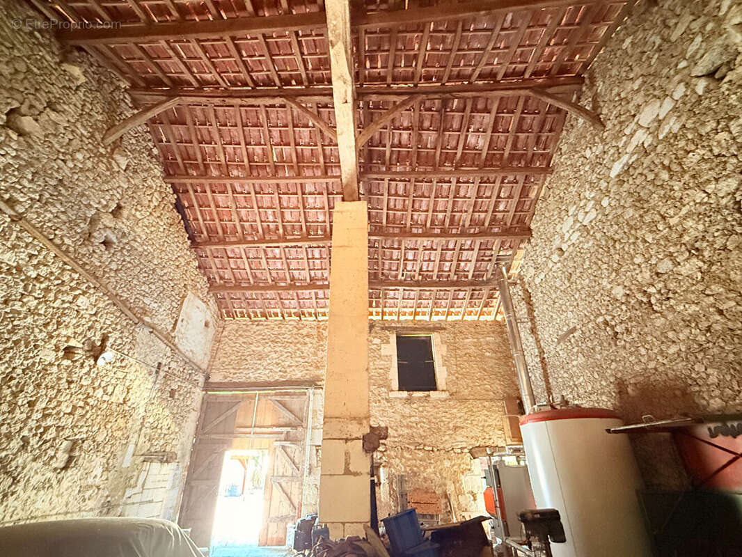 Maison à VERTEILLAC