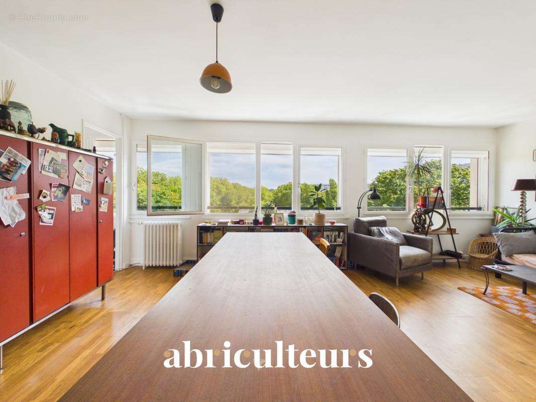 Appartement entièrement rénové en vente sur les Bords de Marne à Maisons Alfort (94700) - photo 2