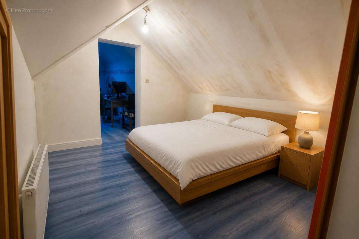 Maison 7 pièces de 138,34 m² avec terrasse, cheminée et terrain - photo 12