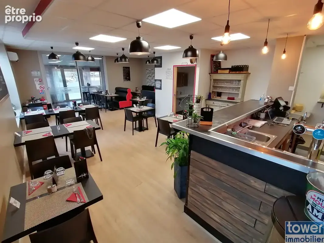 Dieupentale - Immeuble composé d'un appartement et d'un restaurant loués - photo 2